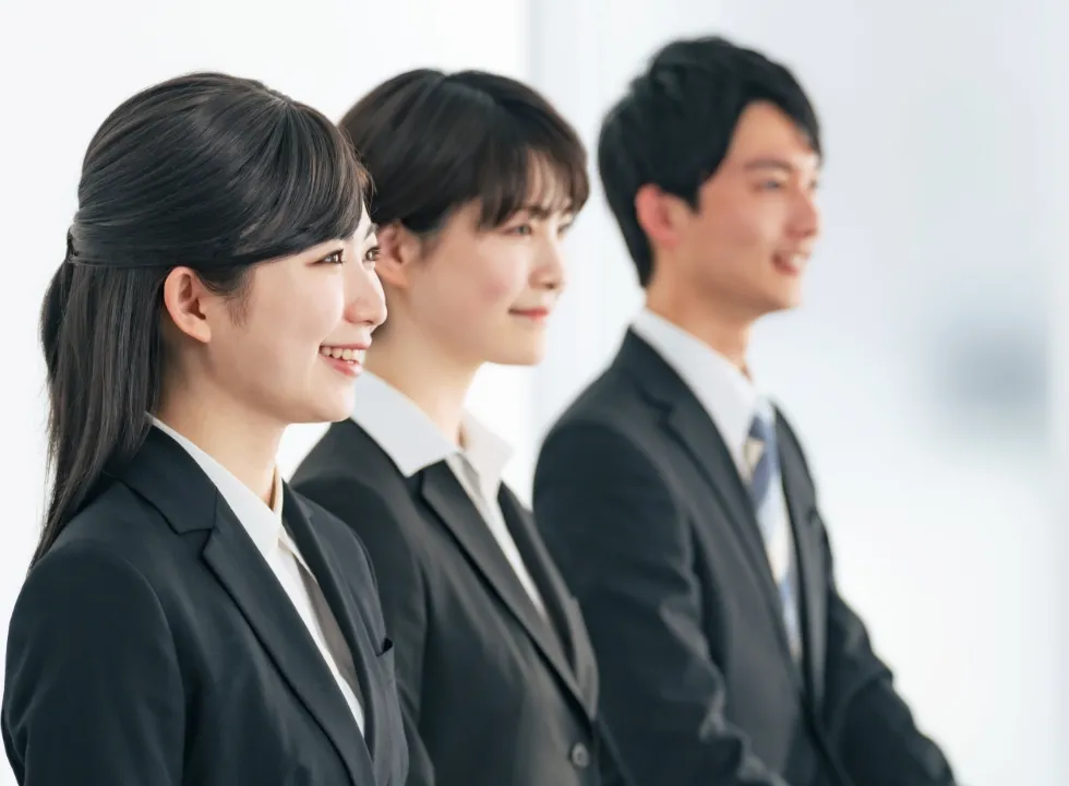 新卒採用